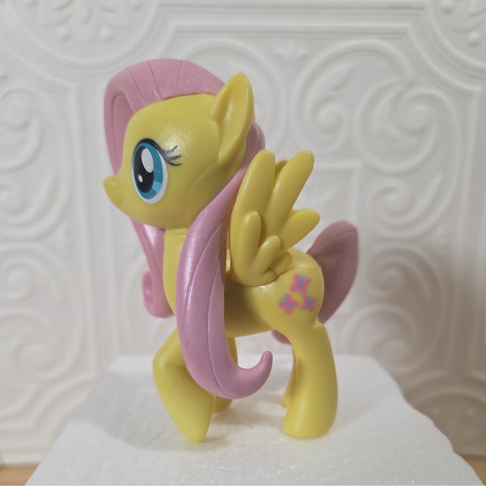 My Little Pony Friendship Is Magic Fluttershy Vinyl Figure 2017 Hasbro